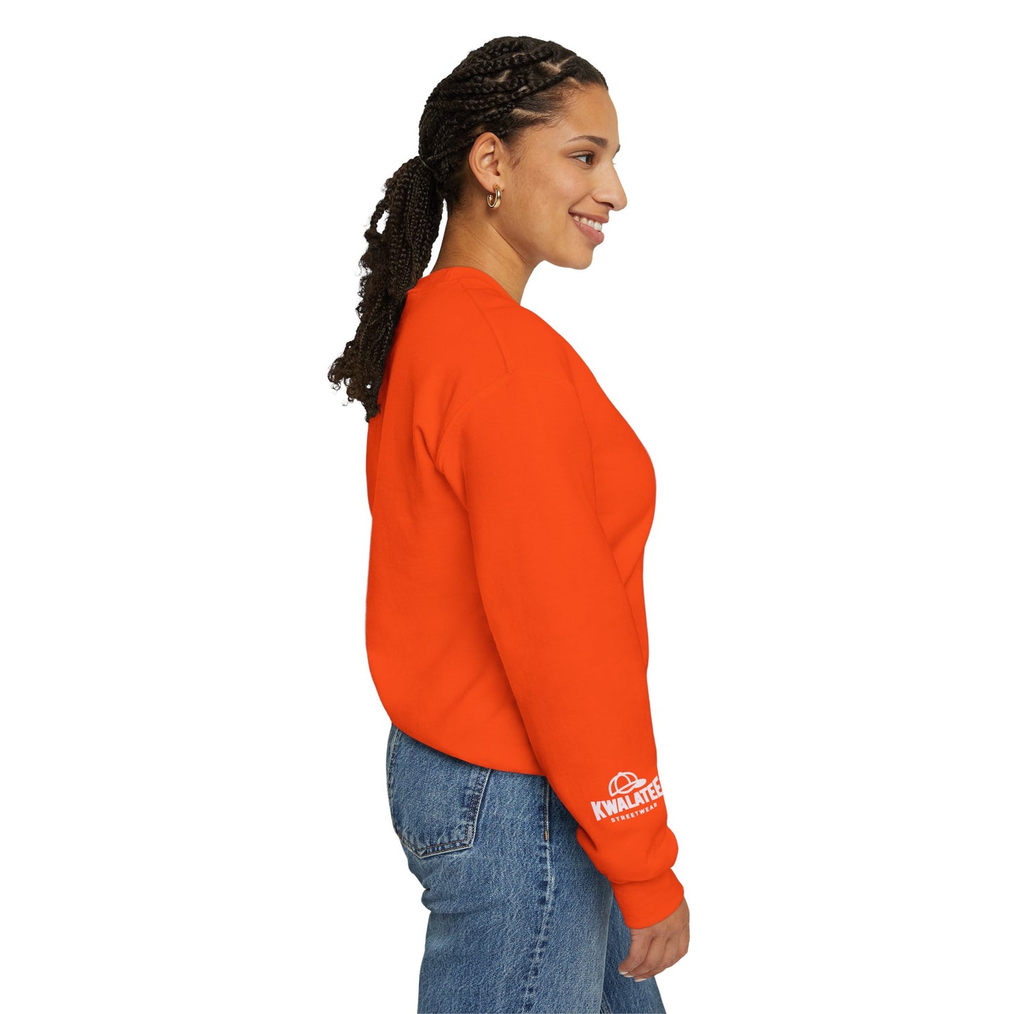 Kwalatee Streetwear Crewneck Sweatshirt — Minimal Logo Black Pullover