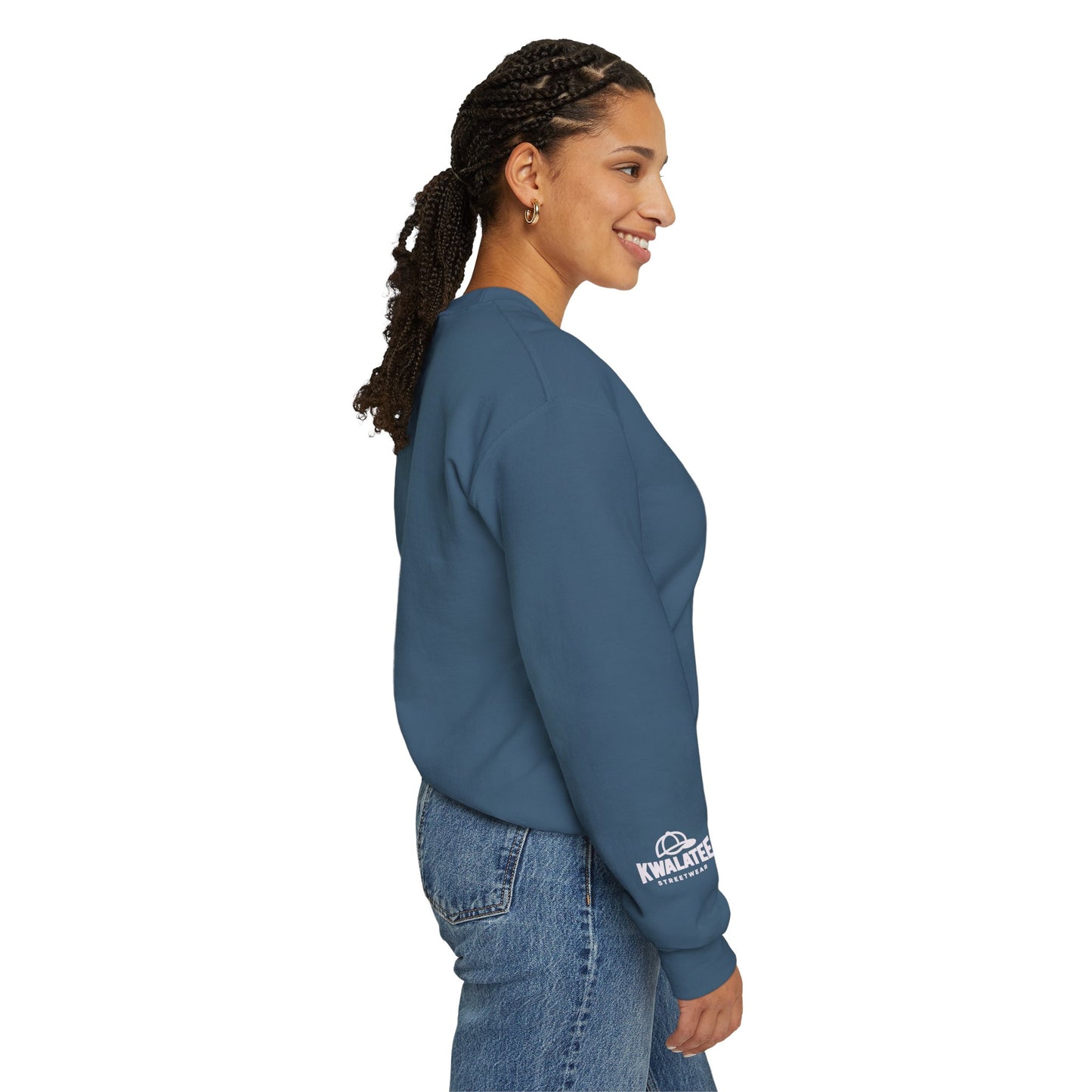 Kwalatee Streetwear Crewneck Sweatshirt — Minimal Logo Black Pullover